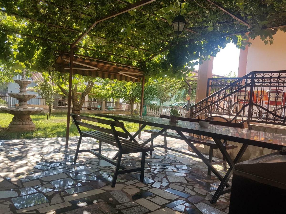 Apartman Edin أوماغ المظهر الخارجي الصورة